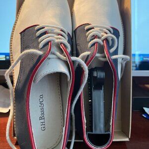 G.H. Bass & Co. men's 8.5 shoes